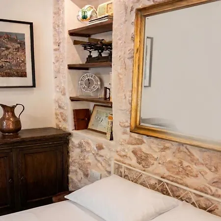 La Di Alizeh Ostuni